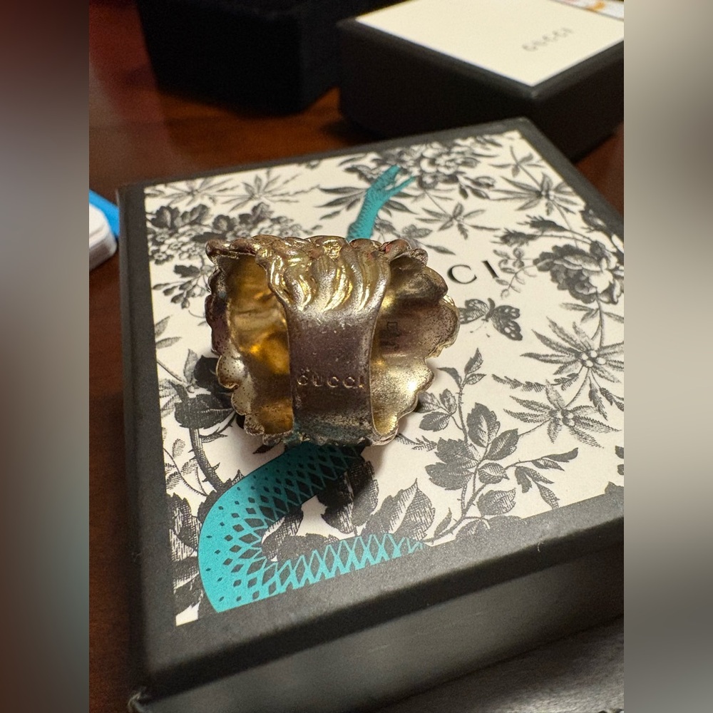 GUCCI FULL INCLUSION Lions Head Ring Size 7.5 - Picture 6 of 7